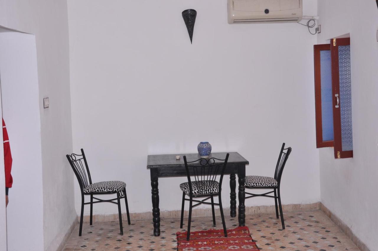 Maison D'Hotes Zohor Fes Bilik gambar